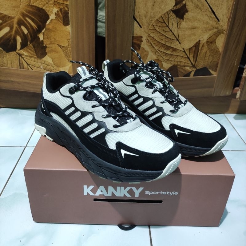 KANKY EXC 02 ORCA