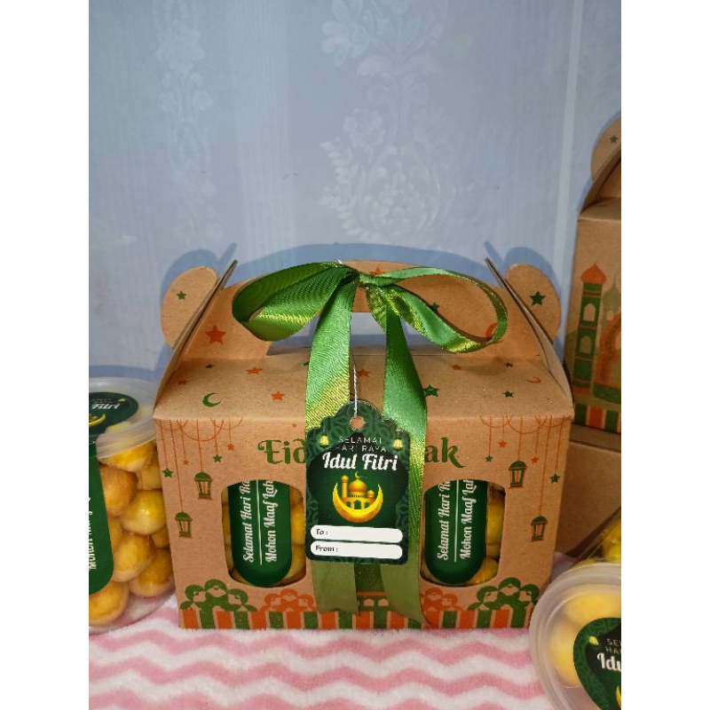 

HAMPERS KUE NASTAR / HAMPERS KUE KERING LEBARAN / HAMPERS KUE NASTAR LIDAH KUCING NUTELLA RING KEJU / GIFT BOX HAMPERS / KUE KERING LEBARAN BUATAN RUMAH