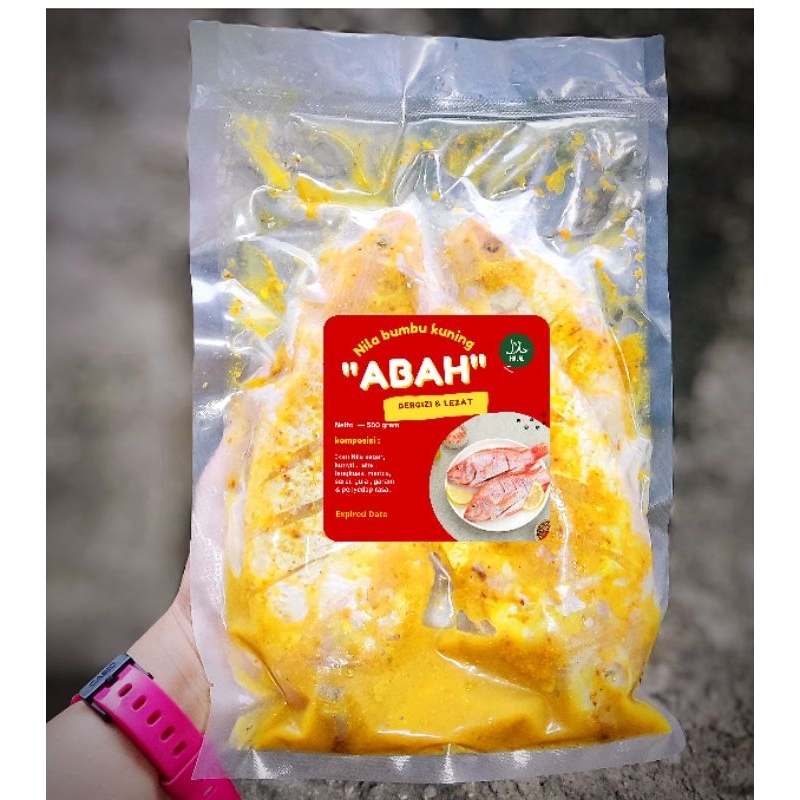 

ikan Nila bumbu kuning berat -+ 500 gram