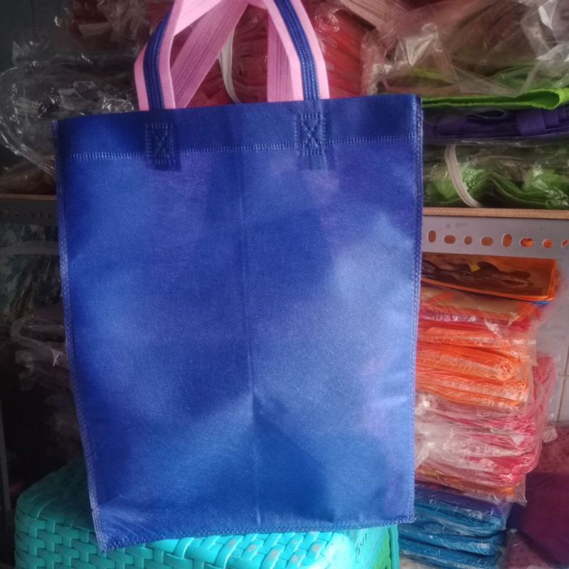 

tas berkat tas hajatan kotak nasi 22 22 polos isi 12 pcs
