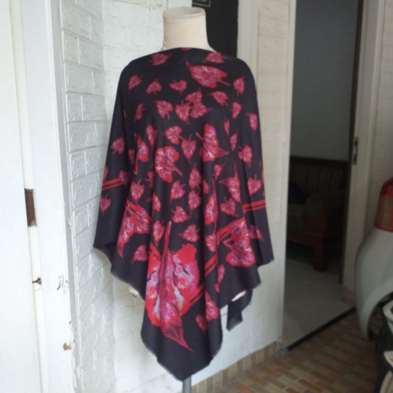 HIJAB IDA ROYANI plus ORI 120cm x 120cm