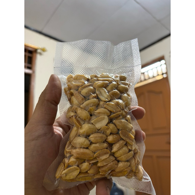 

Kacang Bawang Bali 200gr