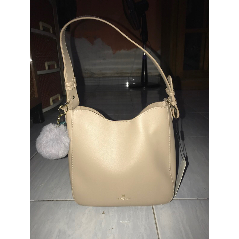Preloved Tas Totebag Mosdoom warna Apricot