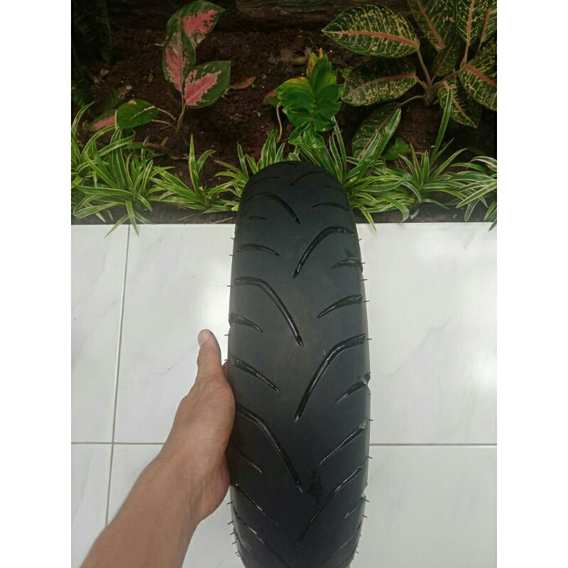 Ban copotan scoopy donat ukuran 110/90 ring 12
