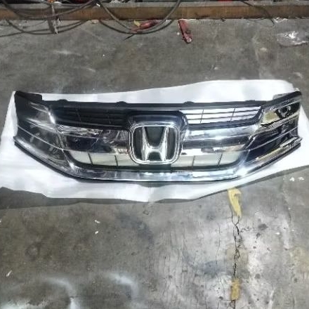 Grill Honda Mobilio E 2014-2017 Original