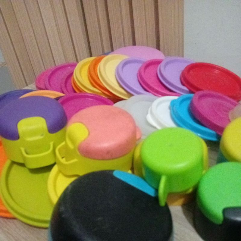 tutup tupperware second