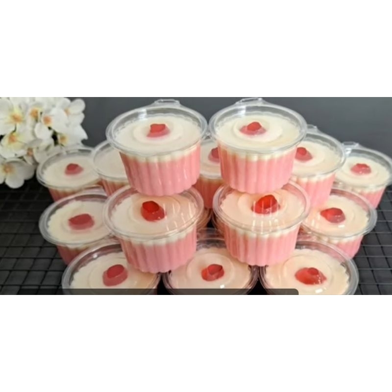 

puding stroberi# beli 50cup grtis 10cup ya kaka puding stroberi nya