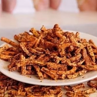 

basreng pedas 500gr stik basreng pedas daun jeruk