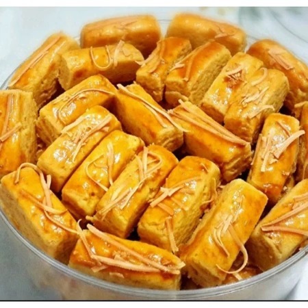 

Kue Kastangel 400ml /250gram / 1/4kgKue kering lebaran