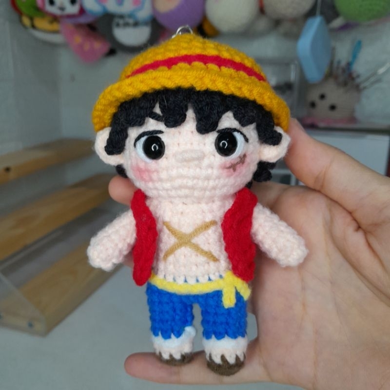 Boneka Rajut | Amigurumi Custom (KPOP idol, Anime, desain sendiri, wisuda, dll)