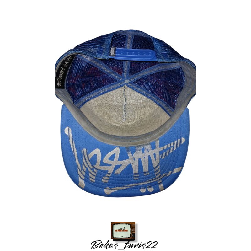 topi stussy