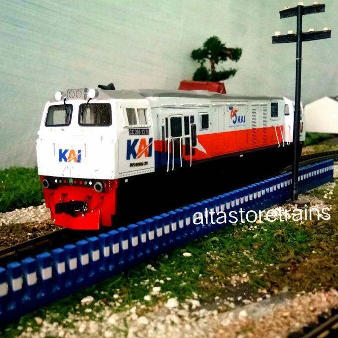 Lokomotif Miniatur Kereta Api Gerbong Rell Mainan Koleksi Anak Hadiah Kereta Sepur Manual