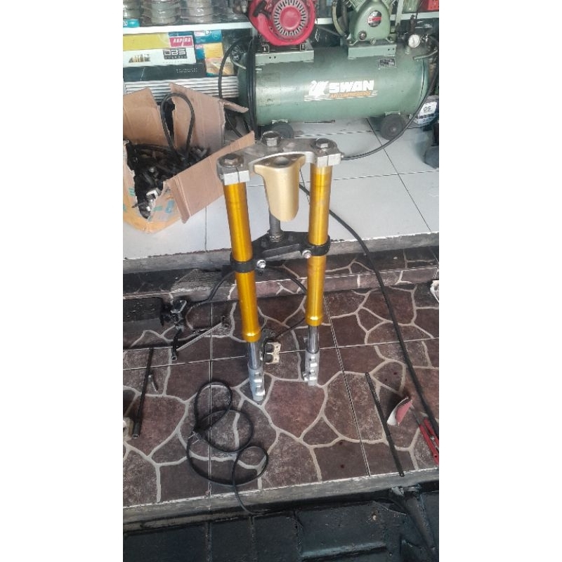 USD minerva+segitiga+kaliper depan