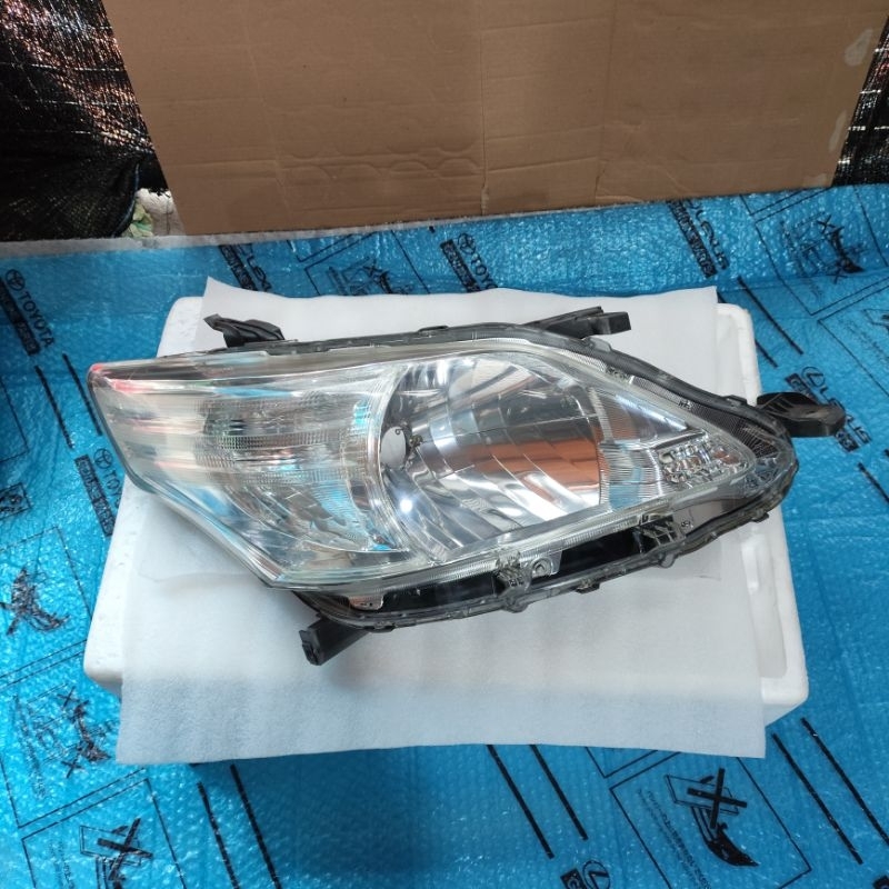 Headlamp Lampu Depan innova 2012 2013 2014 original