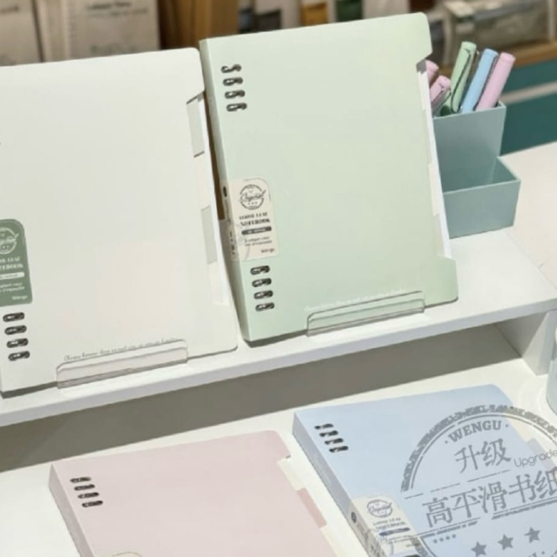 

Binder Note A5 WENGU B-1085 | PLUS DIVIDER | SOFTCOLOR | RING BESI
