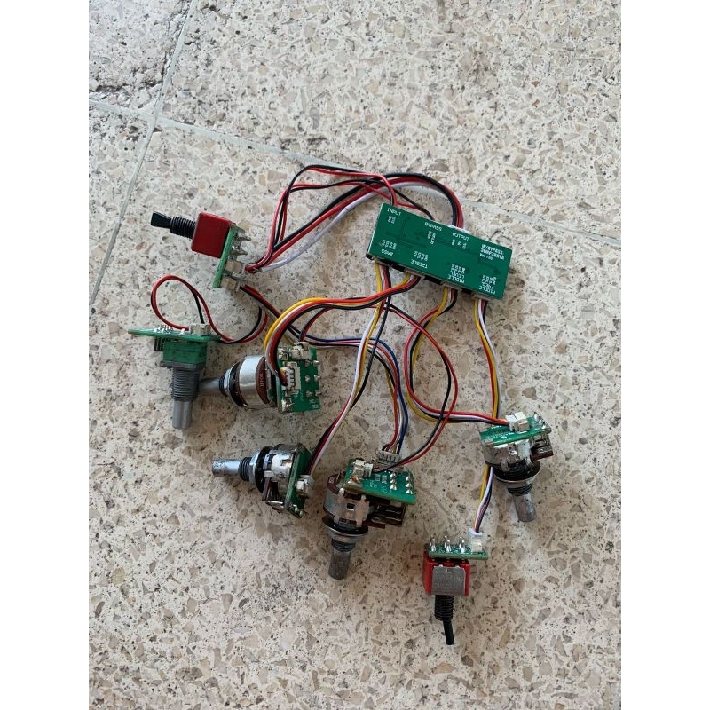 Preamp IBANEZ BTB.
