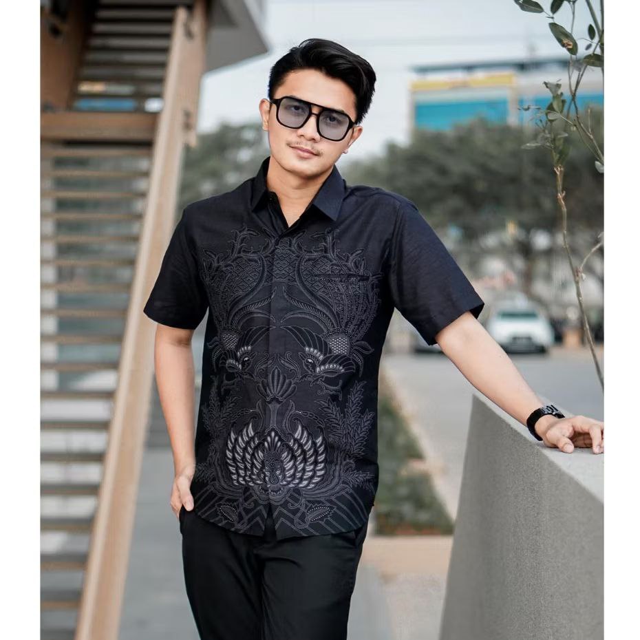 Tampil Keren kemeja batik pria lengan pendek hem batik cowok trendy size M L XL XXL Tampil Keren
