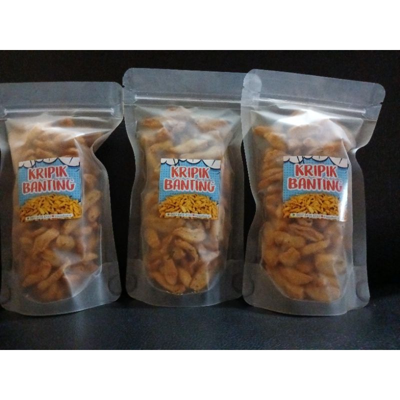 

keripik banting enak banget kerasa bumbunya