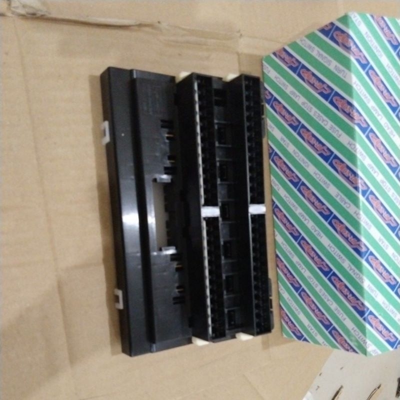 Kotak Sekring / Fuse Box / Rumah Sekring PS Canter PS110 PS125 PS136 Turbo Intercooler Merk Carshow 