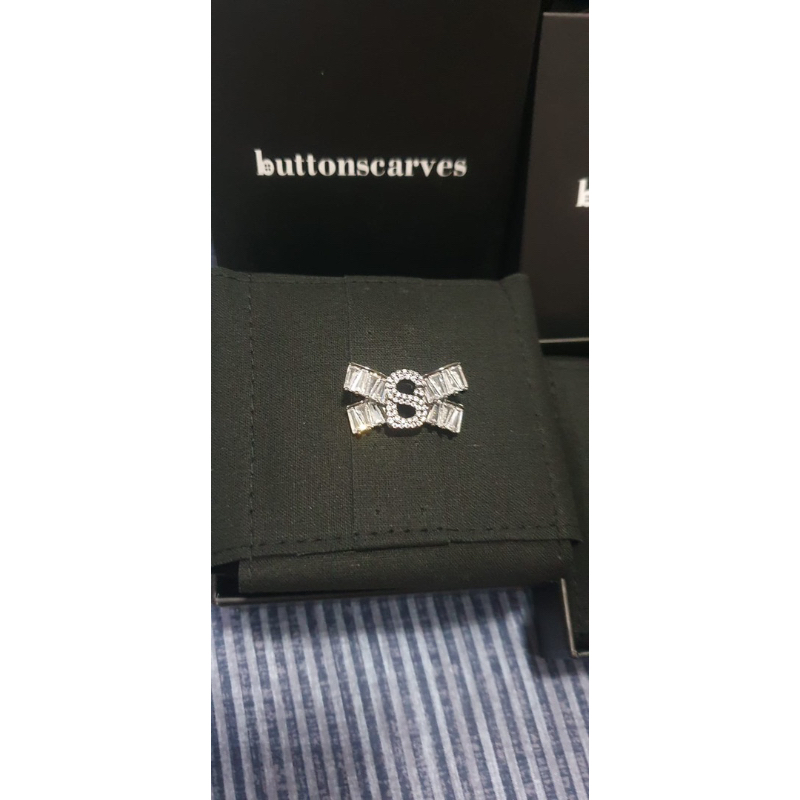 golg Petite Bow Brooch Buttonscarves new n siap kirim