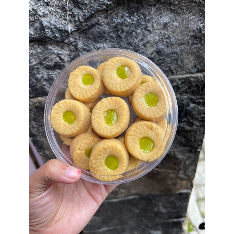 

KUE KERING NASTAR LEBARAN