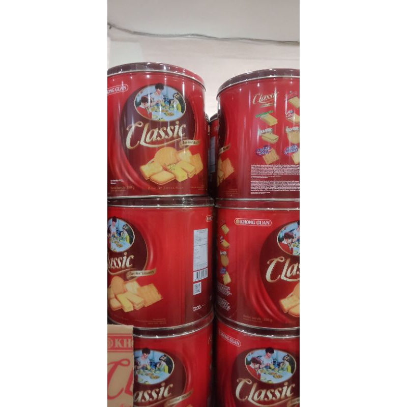 

Khong Guan kaleng classic assorted 350g-600g