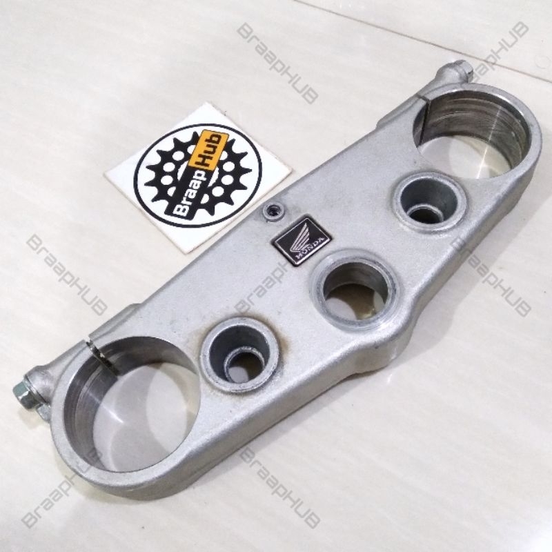 TRIPLE CLAMP ATAS USD HONDA CRF 250R SHOWA (BEKAS)