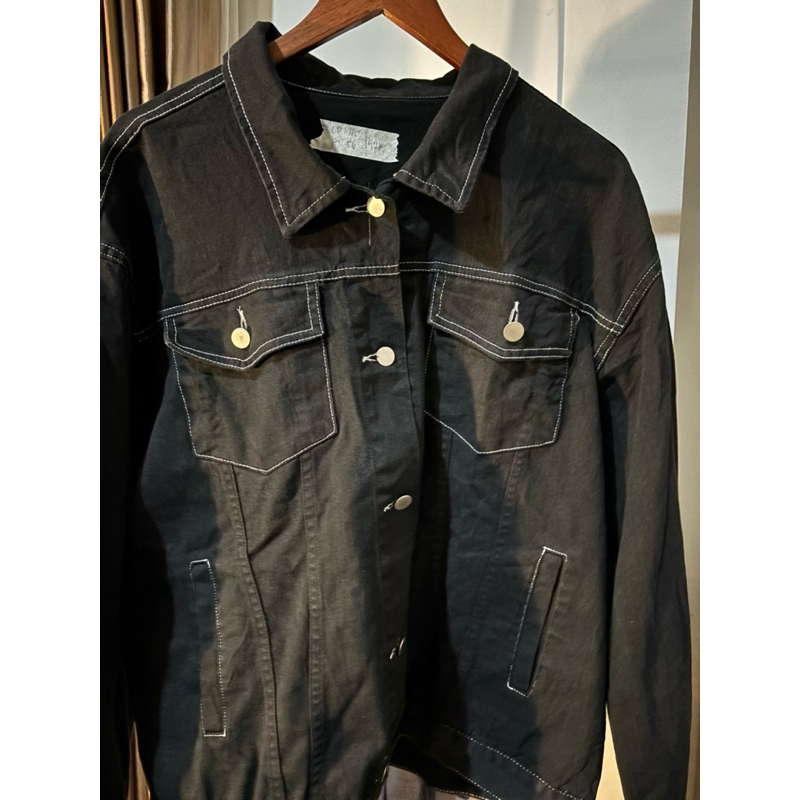 jaket jeans hitam wanita