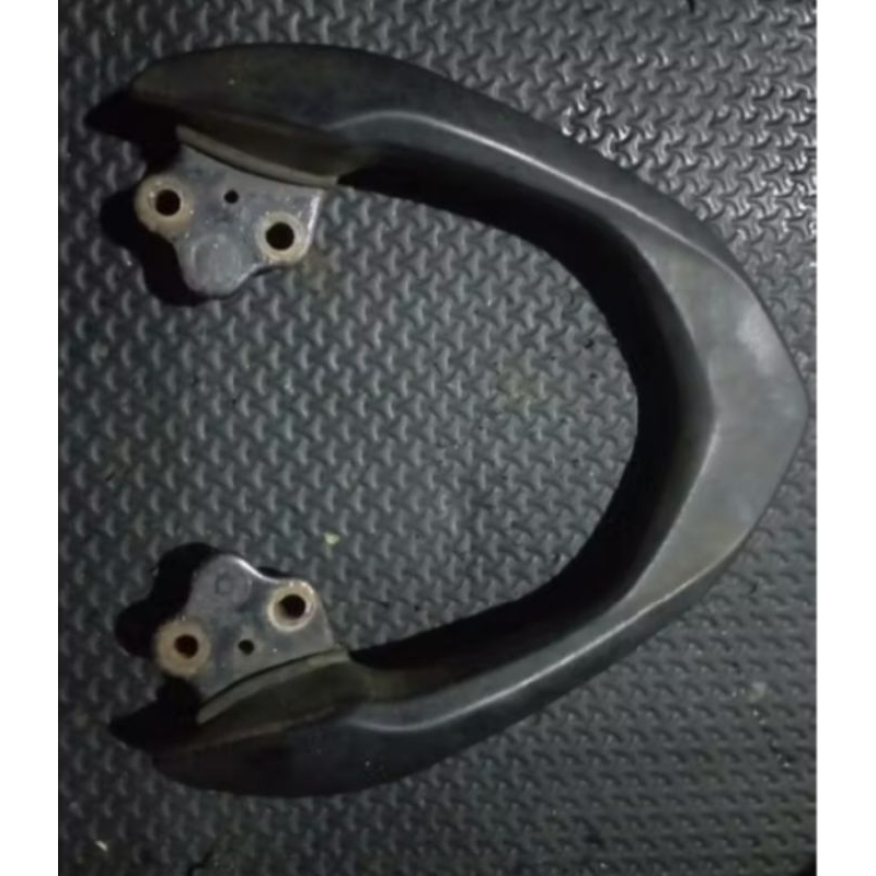 behel bagasi jok belakang motor Honda beat pop esp original copotan