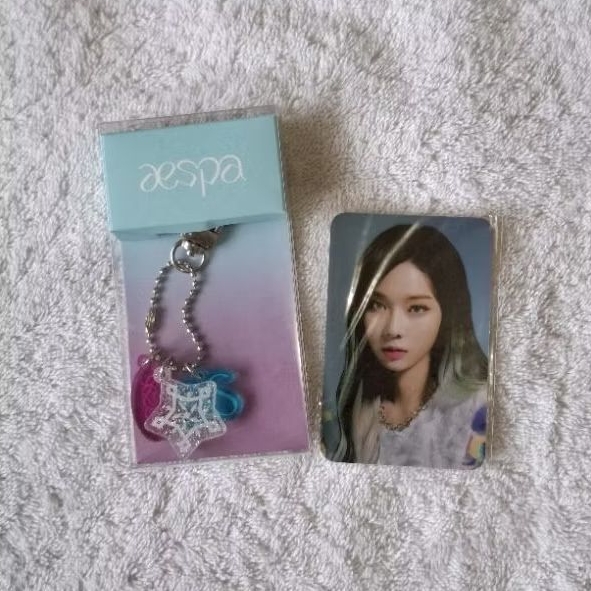 aespa winter official keyring photocard next level set unsealed