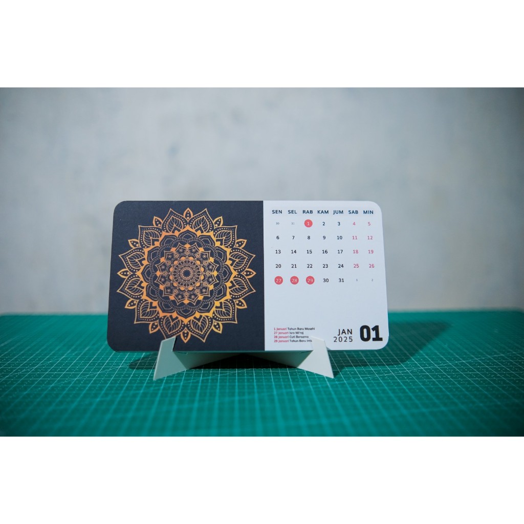 

Calendar/Kalender Meja 2025 Aesthetics | Mandala
