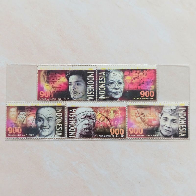 

(AC) Perangko Indonesia 2000 Seniman Indonesia Set Lengkap 5 pcs Used