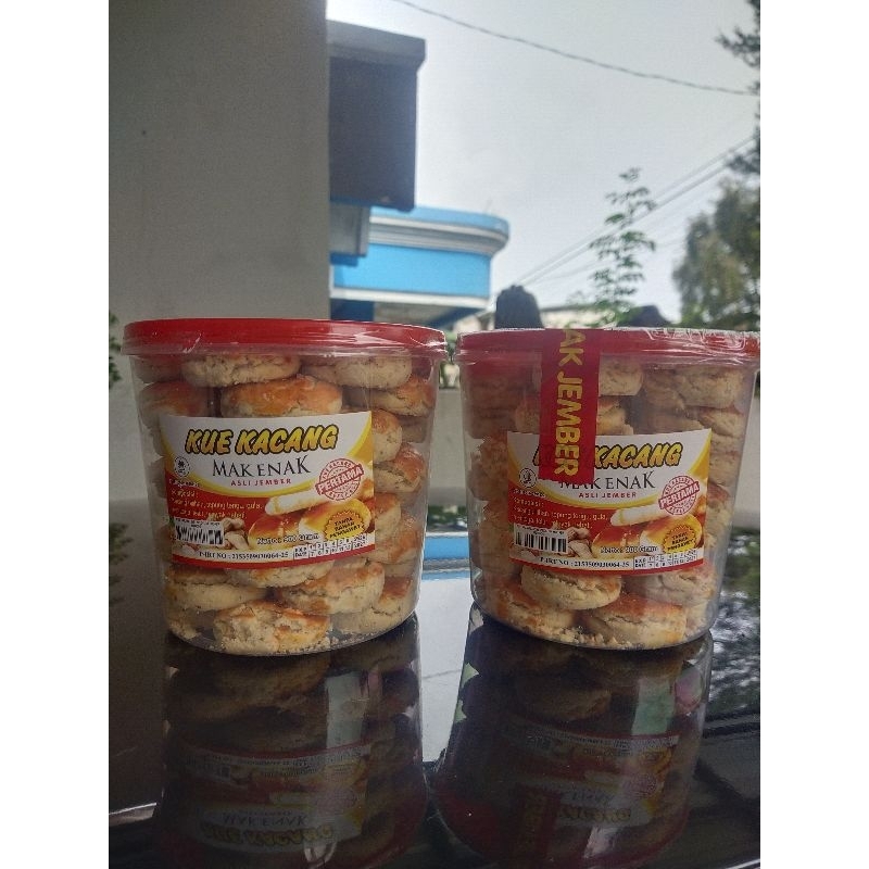 

kue kacang mak enak