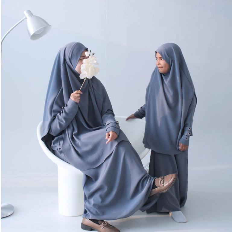 MAHREEN ABAYA IBU DAN ANAK