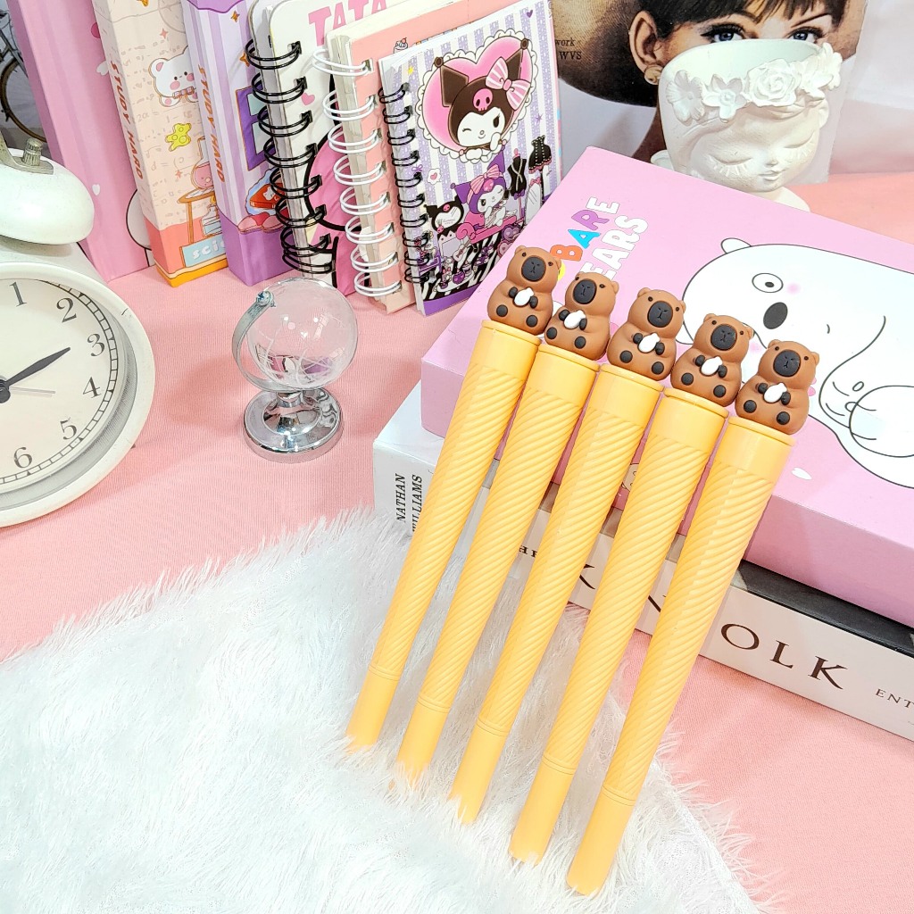 

Pulpen Eskrim CAPYBARA Super Cute Lucu Tinta Hitam / Pen Ice Cream Capybara Imut Unik Favorit Anak Terlaris Stationary Fancy Premium Quality Harga Termurah Bisa Grosir dan COD