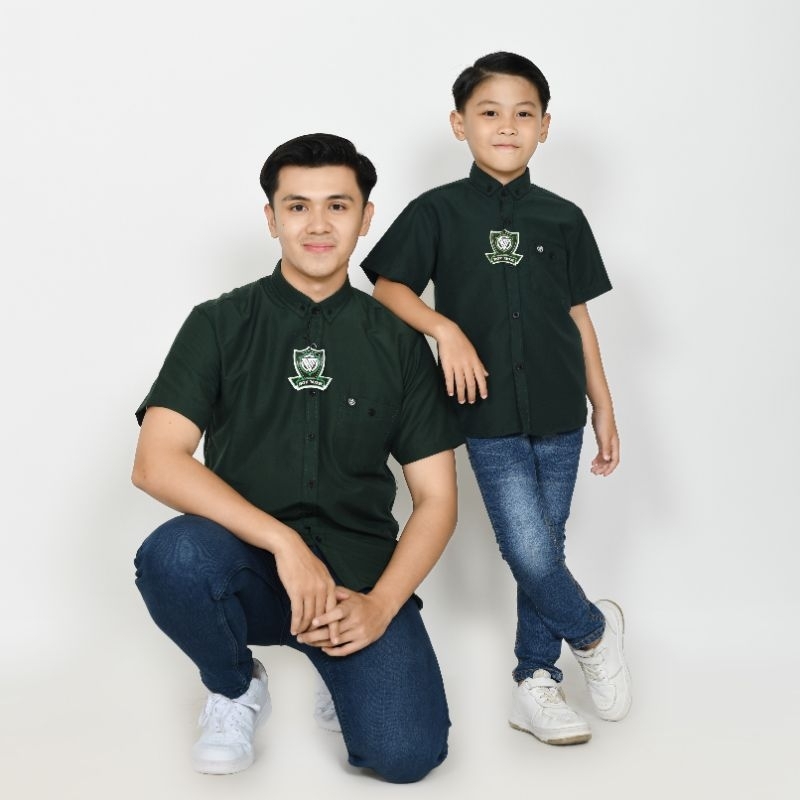 BOY MOM Hijau Botol Pendek Poplin Kemeja Polos Couple Ayah Dan Anak Warna Hijau Botol Lengan Pendek 
