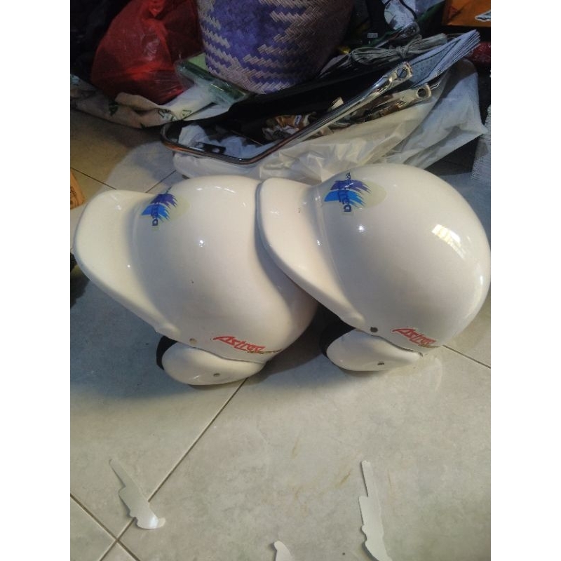 helm Astrea non ori