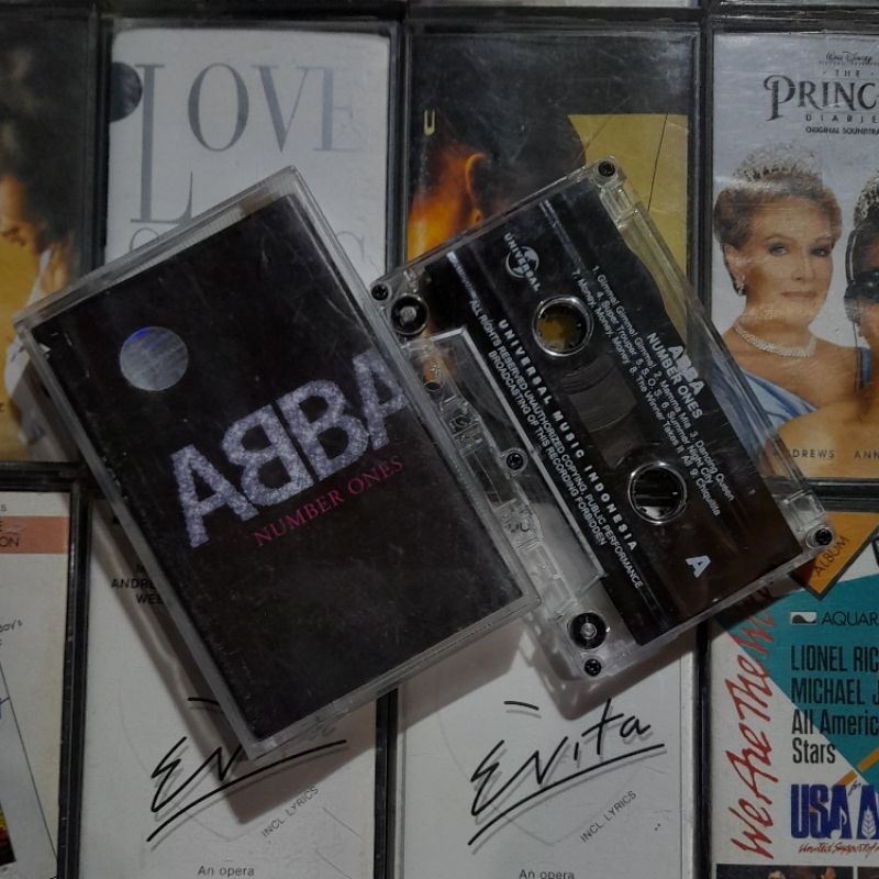 Kaset ABBA - Number Ones