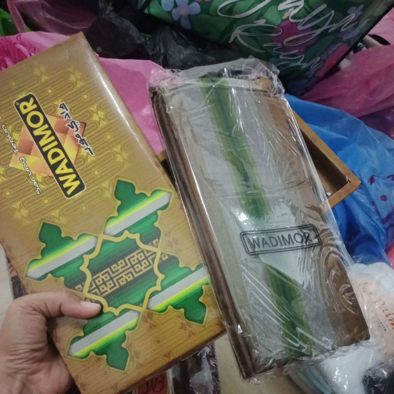 Sarung wadimor original, Kain Panjang Menggala