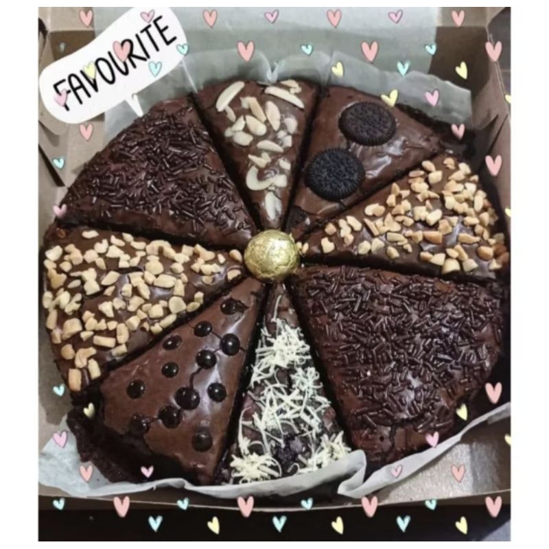 

Fudgy Brownies Panggang Dark Coklat model Pizza, diameter 20cm