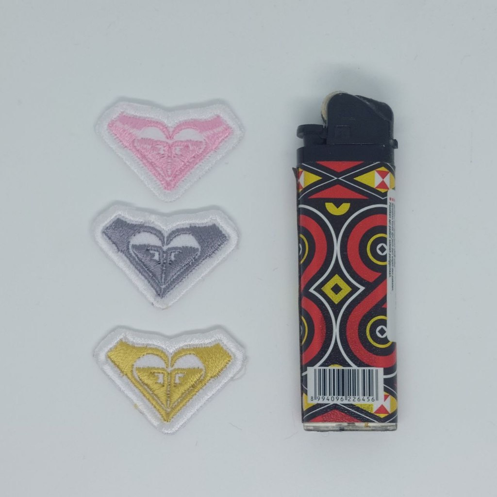 11BRN2 ROXY GIRL SURFING