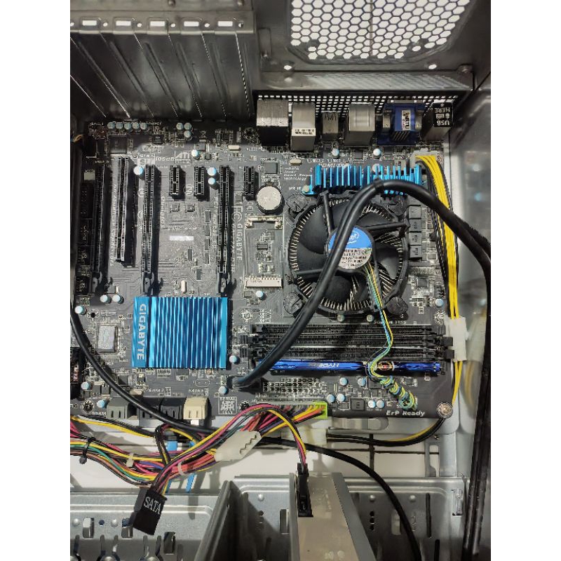 Motherboard Gigabyte GA-Z77X-D3H & Intel I7 3770K