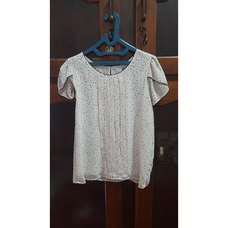 preloved blouse st.yves