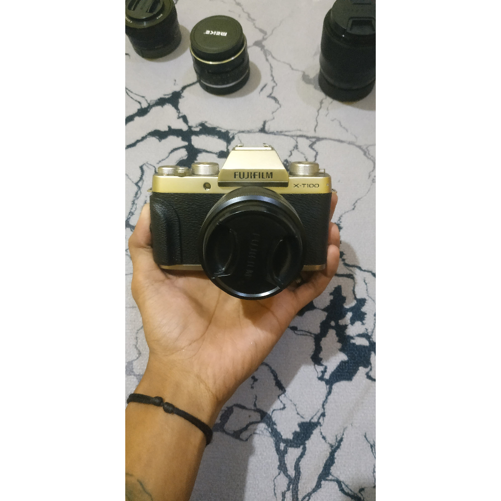 kamera FUJIFILM X-T100