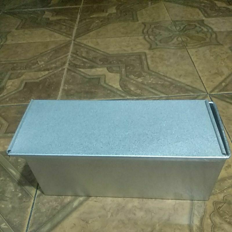 

loyang roti tawar ukuran 30x12x12 bahan kalvalum