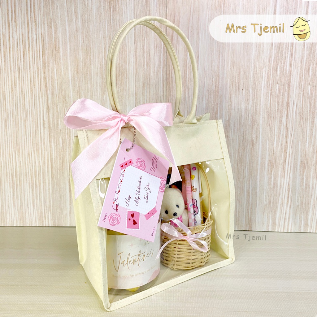 

Parcel LOVELY VALENTINE Hampers Valentines Day Kado Pasangan Pena Boneka Beruang Coklat Sus Mede