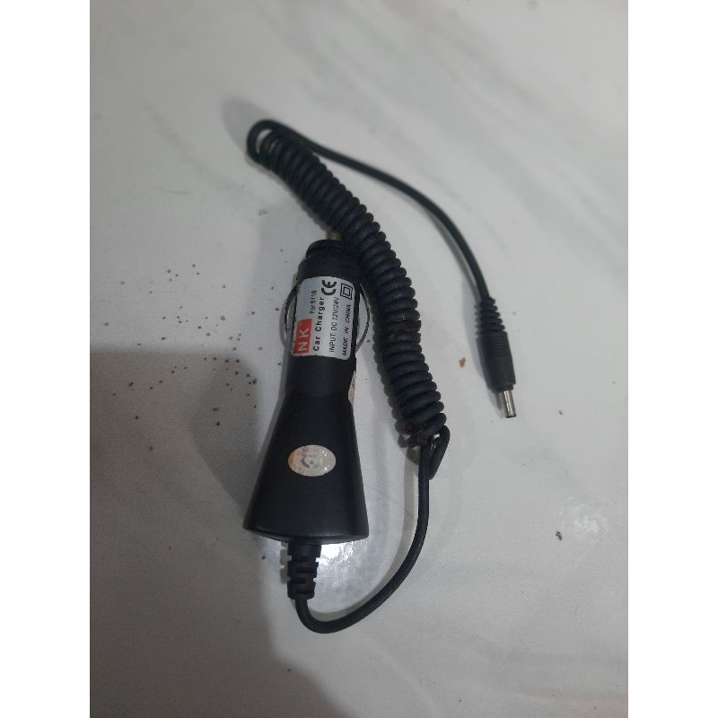 charger mobil hp jadul nokia lubang gede  n70 6600  TDK ADA GARANSI.