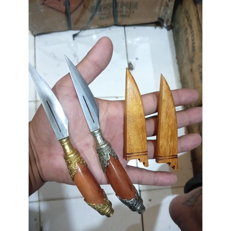 Temutik/Seselet/Pisau