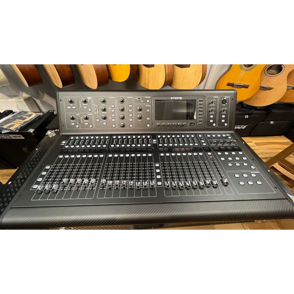 Midas M32 Live Mixer Digital 40 Channel Digital Mixer Midas M-32 Original