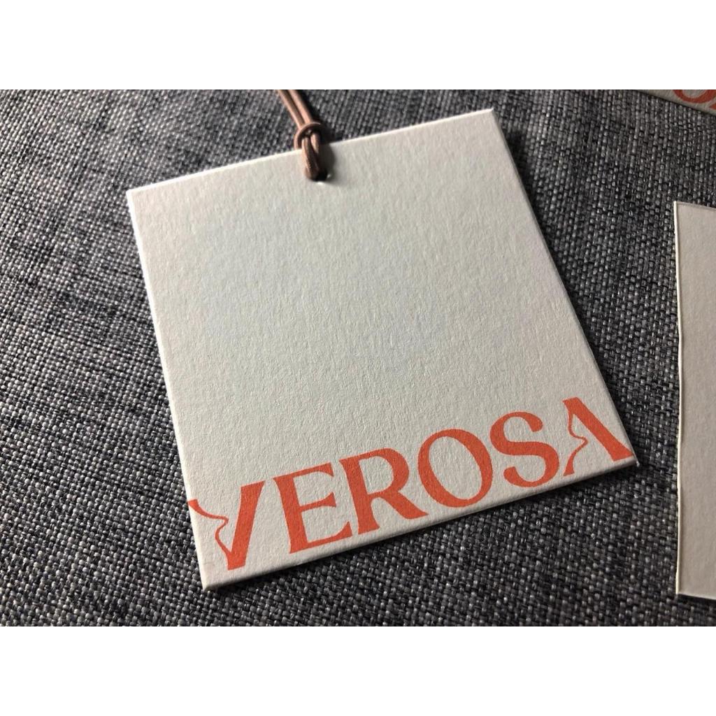 

hangtag paper tesktur broken white